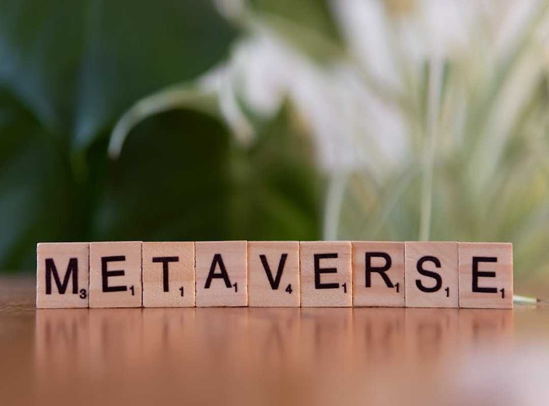 Trend #4: Augmented Reality (AR) and Virtual Reality (VR)